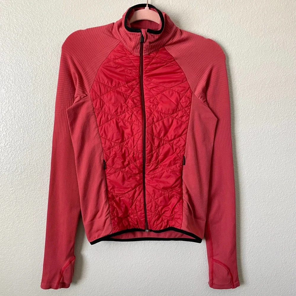 Athleta Jacket Womens Medium Red Flurry Force Puffer Quilted Primasoft Stretchy - Picture 3 of 12